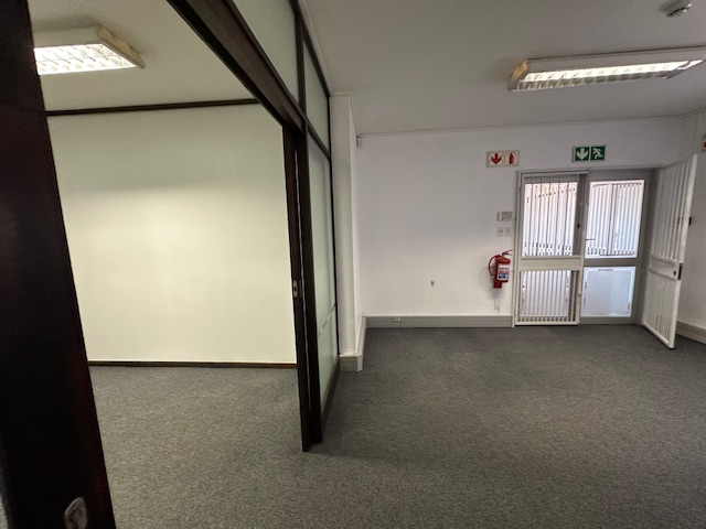 To Let commercial Property for Rent in Claremont Western Cape
